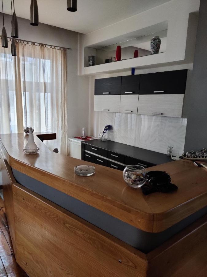 Apartmani Dio Ni Exterior foto